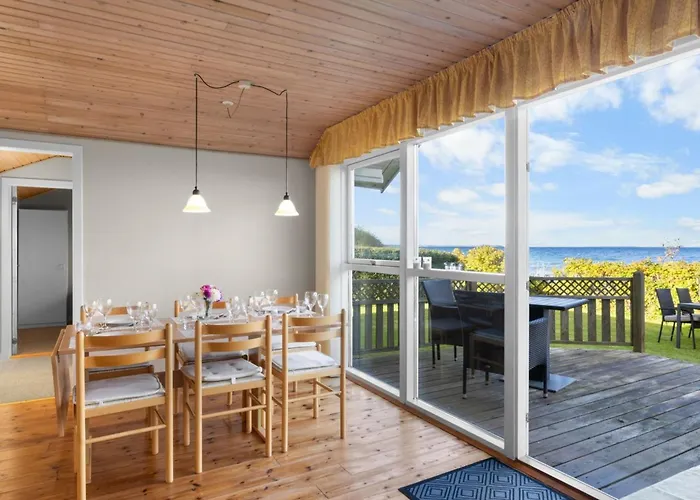 Astrath - 10m From The Sea By Interhome