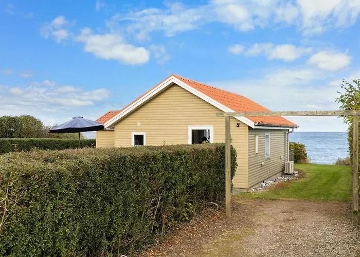 Holiday home Astrath - 10m From The Sea By Interhome Nyborg